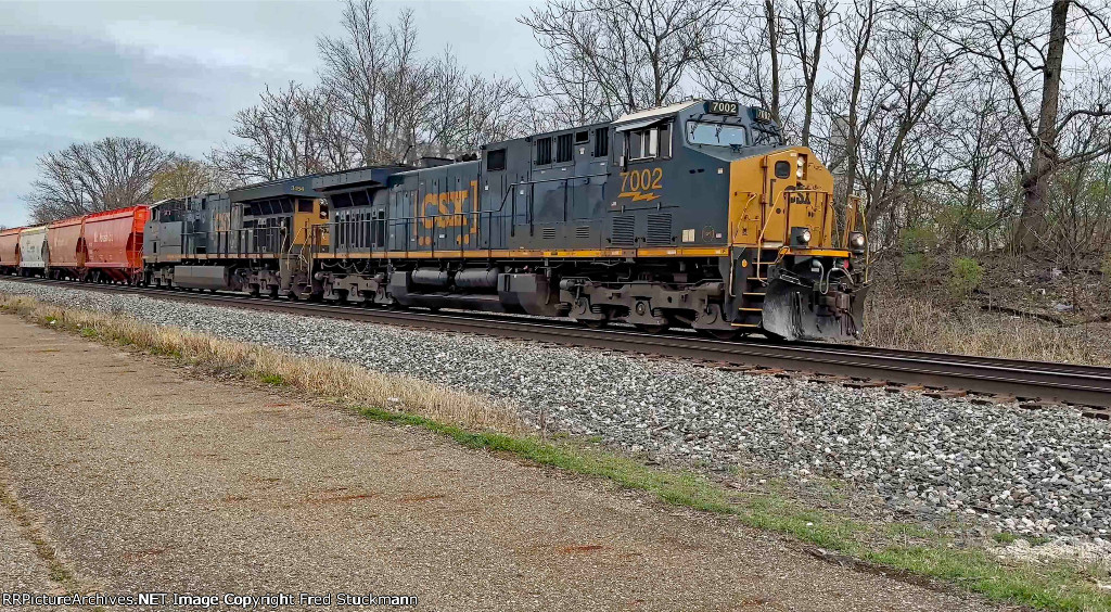 CSX 7002 leads M429.